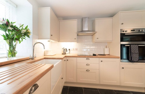 Rhyd-y-clafdy Cottage | Spacious Three Bedroom Holiday Cottage Near Criccieth | Dulwyn