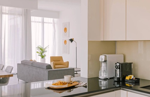 Trade Centre 1 Apartment | Spacious Three-Bedroom Apartment w/Sea View Downtown