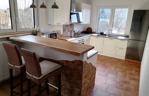 Bad Lobenstein Condo | Spacious Thuringian Sea vacation apartment with charm and lots of light