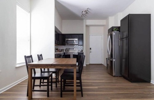 Tower Grove South House | Spacious Tower Grove 3BR Home/ABODEbucks