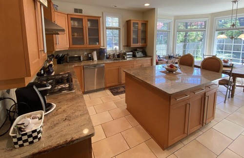 Cresskill House | Spacious Townhouse in quiet upscale Tenafly, NJ