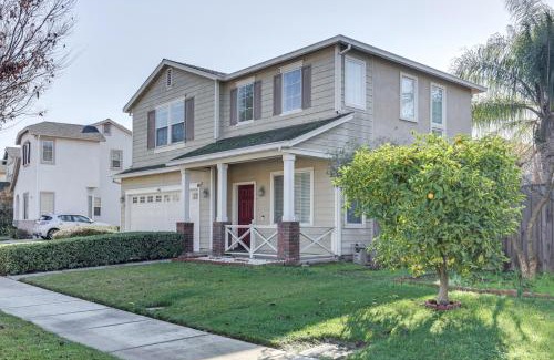 Turlock House | Spacious Turlock Home about 1 Mi to University!