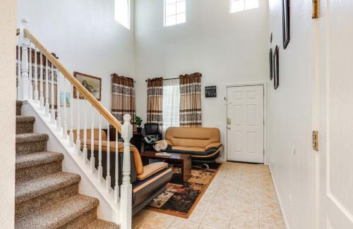 Turlock House | Spacious Turlock Home about 1 Mi to University!