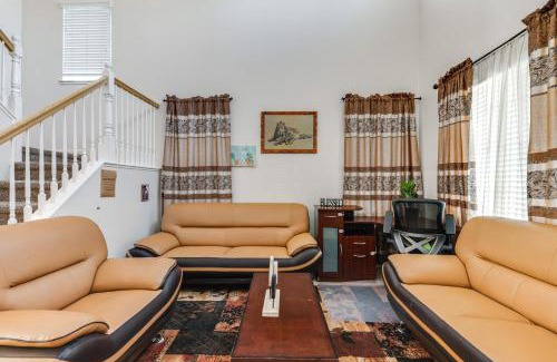 Turlock House | Spacious Turlock Home about 1 Mi to University!