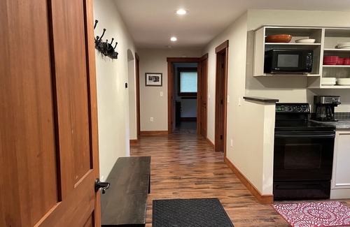 Carrabassett Valley Apartment | Spacious Twinbrook apartment on shuttle route.