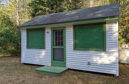 Raymond Cottage | Spacious Two-Story Cottage with Stunning Views & Waterfront Access