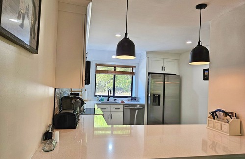 Lincoln House | Spacious, updated, AC/FP, mountain view, pool access, near Loon. C1061 by LRS