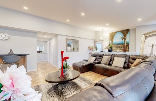 Westbrook Hotel | Spacious, upper-level duplex condo near Portland & beautiful beaches
