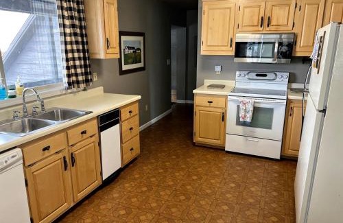 Cameron House | Spacious Vacation Home with Madison River Frontage near Yellowstone in Ennis, Montana