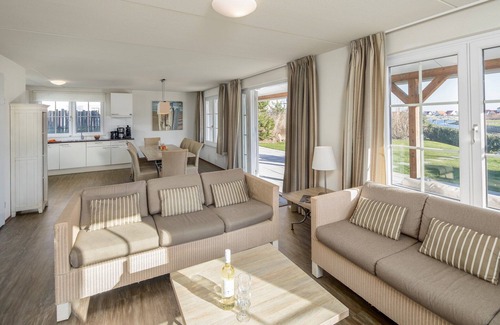 Cadzand-Bad Villa | Spacious Villa by the Sea