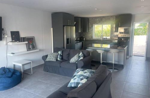 Montes de Alvor Villa | Spacious Villa. Large Rooftop. 4 Bedroom Sleeps 8