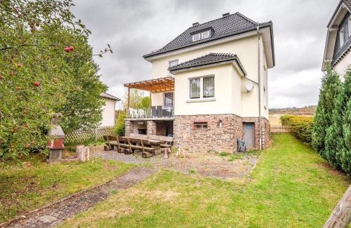 Ortsmitte Villa | Spacious Villa near Center, cleaning included
