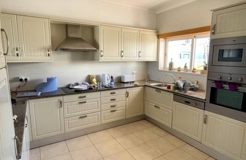 Budens Villa | Spacious Villa on edge of Portuguese Village close to stunning beaches/amenities