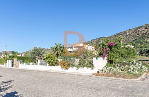 Pau Villa | Spacious Villa with Spectacular Views BBQ and Pool