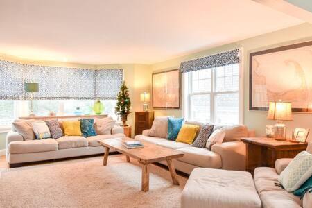 Harwich Port House | Spacious w Basketball Court & Playground