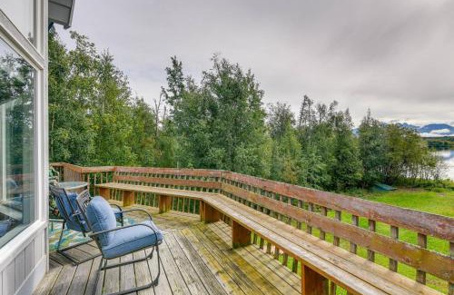Wasilla House | Spacious Wasilla Home about 1 Mi to Boat Launch!