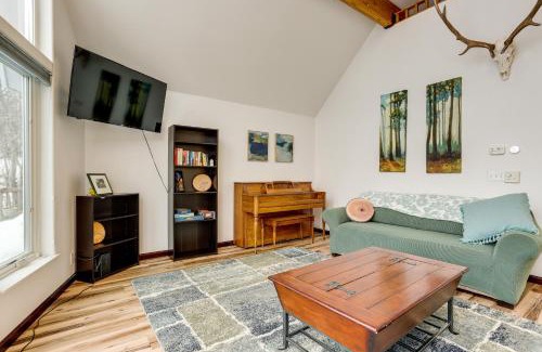 Wasilla House | Spacious Wasilla Home about 1 Mi to Boat Launch!