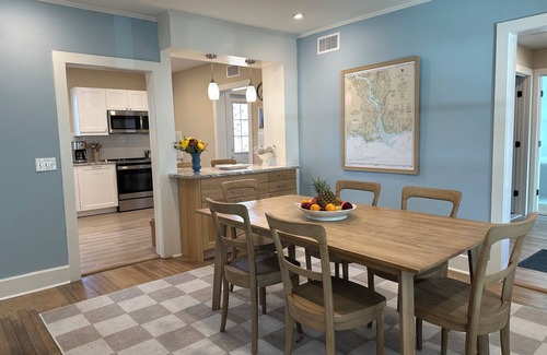 Old Lyme House | Spacious Waterfront 4-bedroom Newly Renovated Private Home in Charming Old Lyme