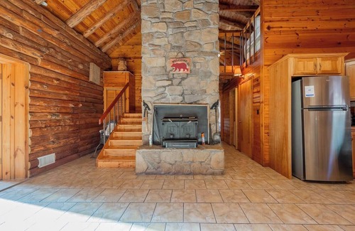 Pulaski Cabin | Spacious Waterfront Cabin on Claytor Lake