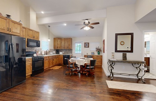 Central East Austin House | Spacious, well-appointed home with dog-friendly fenced yard - 1 mile to downtown