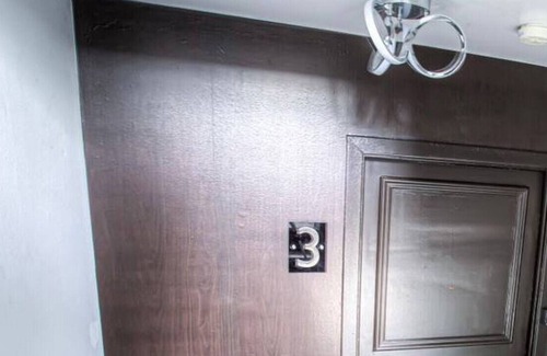 Mercier-Hochelaga-Maisonneuve Apartment | Spacious well decorated 3BR just beside Metro
