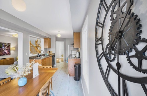 Whitby House | Spacious Whitby Haven: 3BR Home + Parking