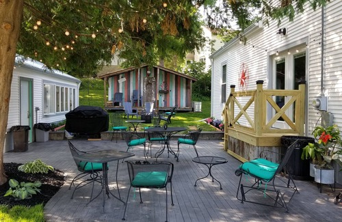 Clear Lake House | Spacious yet cozy, newly remodeled home steps away from the Surf Ballroom.