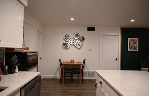 Waco Apartment | Spaciously Styled Apartment - Close to Baylor and Magnolia