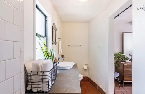 Santa Rita Park House | Spanish Bungalow Casita With Tucson Charm