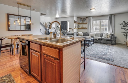 Spanish Fork House | Spanish Fork Retreat w/Smart TVs Near Trails!