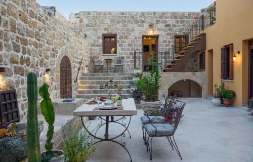 Rhodes Old Town Apartment | Spanish Knights Inn