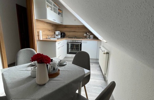 Krummhoern Apartment | Sparenborg - Fewo Flinthörn I & II - Flinthörn I, shower, toilet, 2 bedrooms