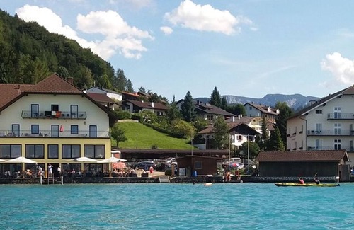 Weyregg am Attersee Cottage | Sparer Seeblick 21 - Gasthof zur Landeroith GmbH