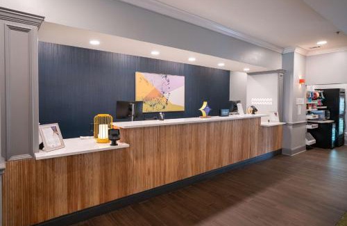 Brandon Hotel | Spark by Hilton Brandon