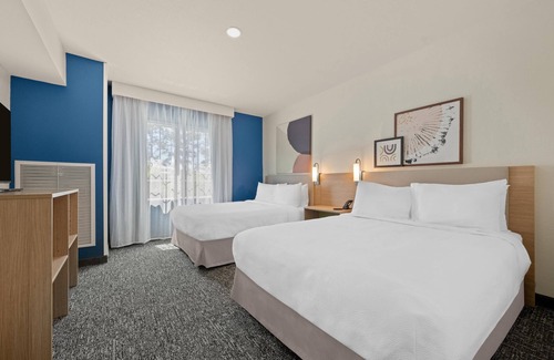 Homewood Hotel | Spark by Hilton Homewood Birmingham