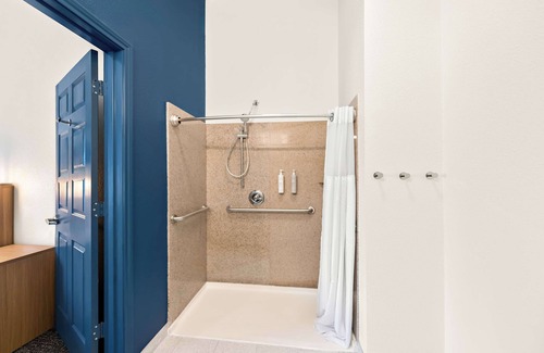 Longview Hotel | Spark by Hilton Longview