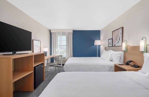 Minot Hotel | Spark by Hilton Minot
