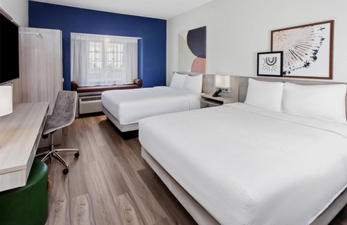 Rochester Hotel | Spark by Hilton Rochester South