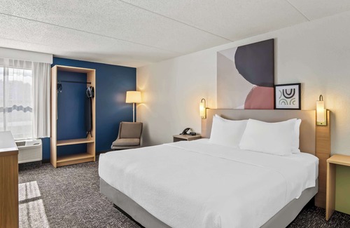 Stevensville Hotel | Spark by Hilton Stevensville