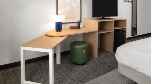 Northeast Mississauga Hotel | Spark by Hilton Toronto Airport