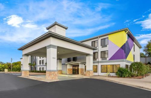 Tuscaloosa Hotel | Spark by Hilton Tuscaloosa University