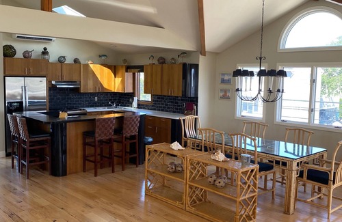 Beach Haven Terrace House | Sparkling Beach Haven Oceanside 2.3 Million Property. Easy Beach Access.