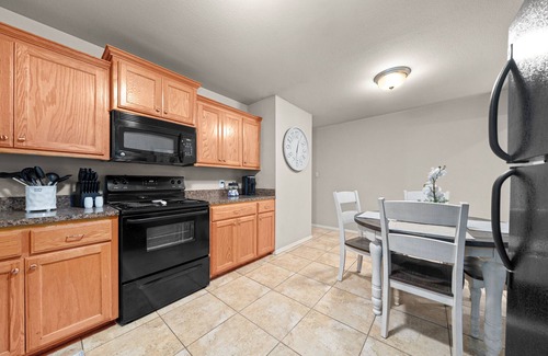 Fort Smith Apartment | Sparkling Fort Smith Duplex, A+ Location