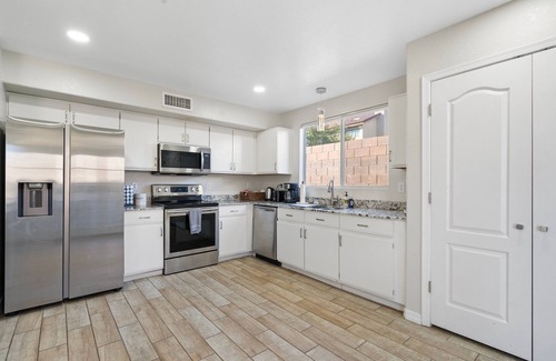 Tucson House | Sparkling Pool | Grill | Pool | Downtown