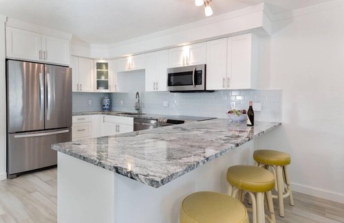 Sanibel Condo | Sparkling Views from this two bedroom, two bathroom Gulf Front condo.