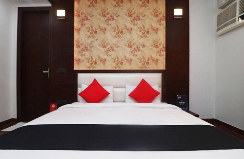 Taj Ganj Apartment | Sparrow inn Perfect hotel suite