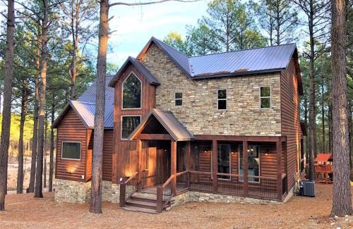 Broken Bow House | Sparrow`s Nest
