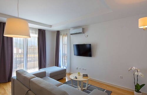 Babin do Apartment | Spaska Lux 2-bedroom Apt w/ balcony + parking #201