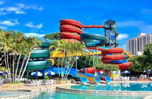 Centro Apartment | Spazzio Diroma - Hospedagem com Acqua Park (Parque do Vulcão)