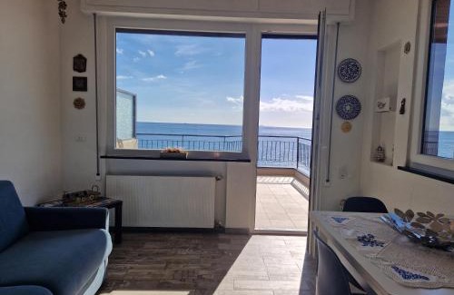 Bergeggi Apartment | Specchio d'acqua